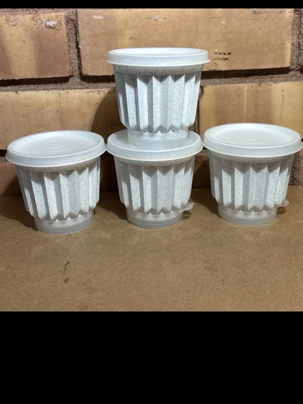 Tupperware Jel-ette Jello Dessert Mold Cups With Seals Set of 4